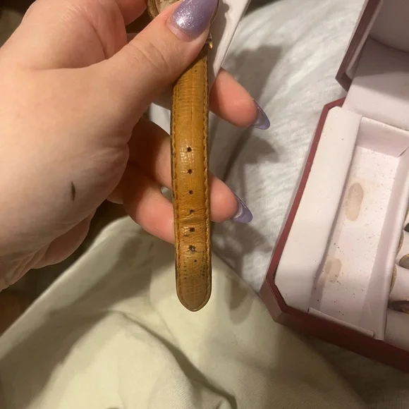 Armitron Looney Tunes Gold Watch with Interchangeable Bands - Picture 5 of 7